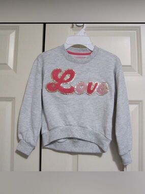 Isaac Mizrahi Light Gray Sweatshirt with Pink and Gold Love Design